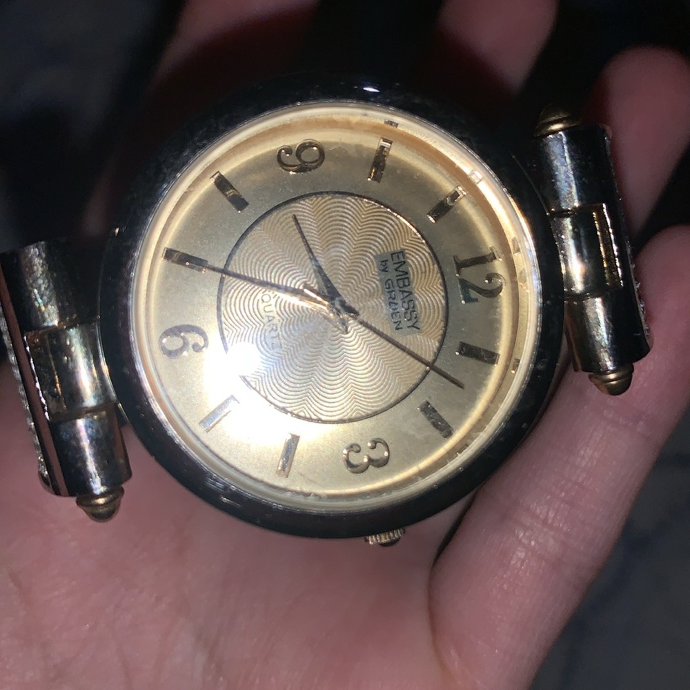 Gold  watch bracelet - Picture 7 of 8